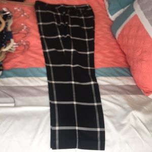 New York & Company size 10 ankle length pants.